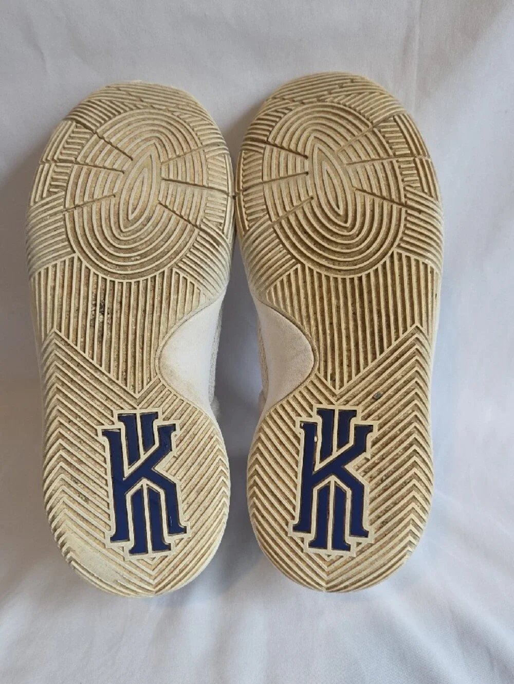 Nike Kyrie 2 